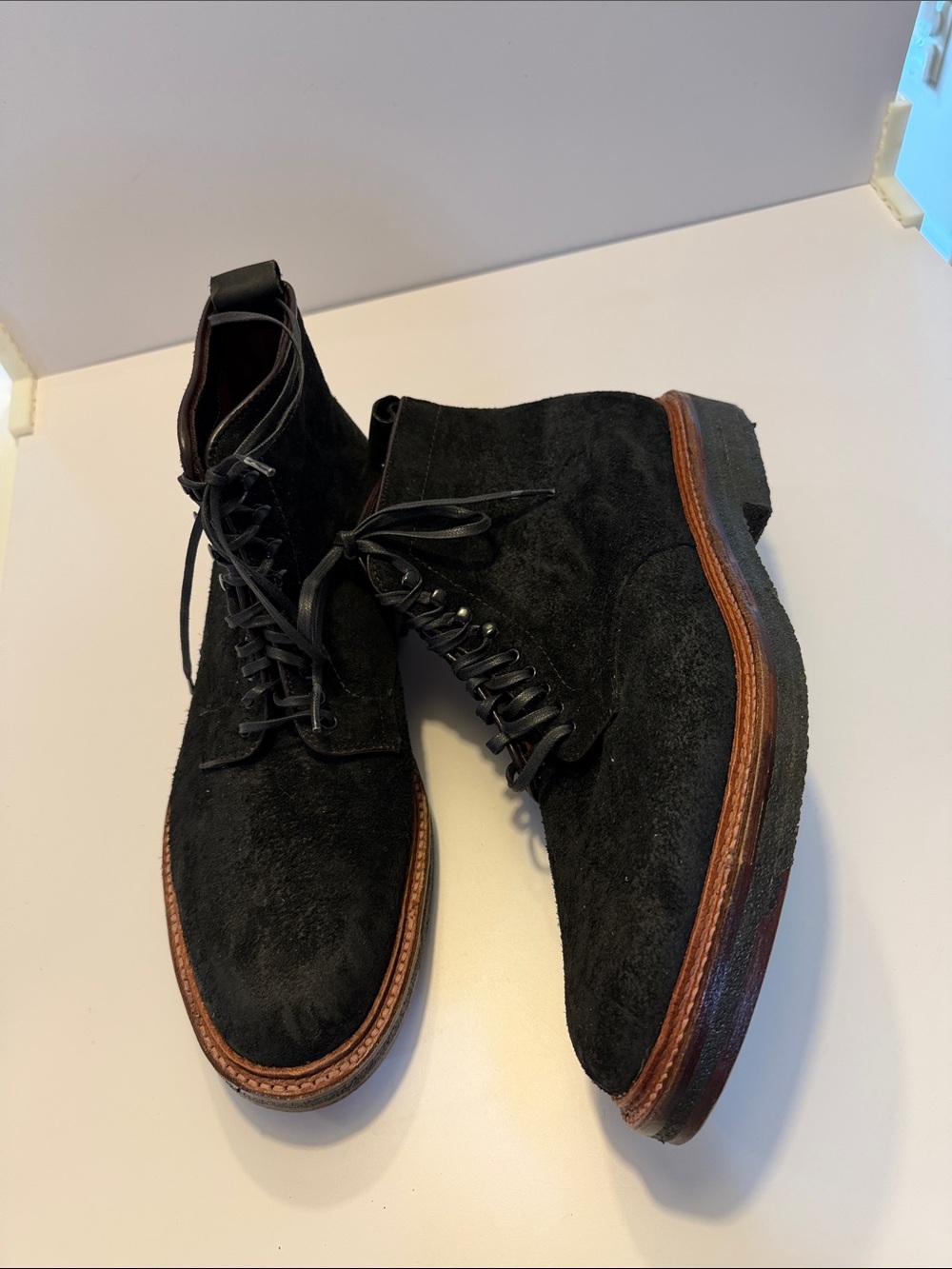 Todd Snyder Alden  Black Suede Lace-Up Chukka Boots Sz 9.  New. Tub7 - Picture 3 of 7